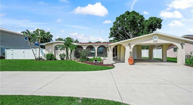 Photo of 4230 Lakeview Dr, Sebring, FL 33870