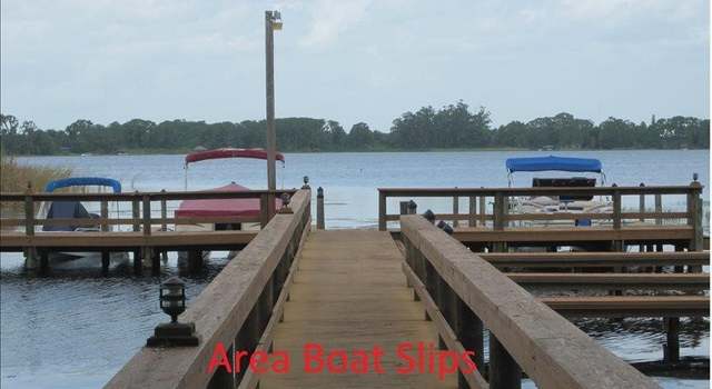 Photo of 2 Meadowlake Cir N, Lake Placid, FL 33852