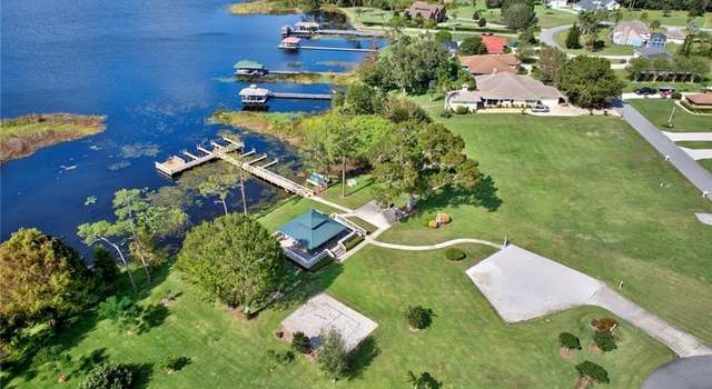 Photo of 2 Meadowlake Cir N, Lake Placid, FL 33852