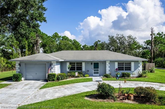 543 Cape Rd NW, Lake Placid, FL 33852 | MLS# 276025 | Redfin