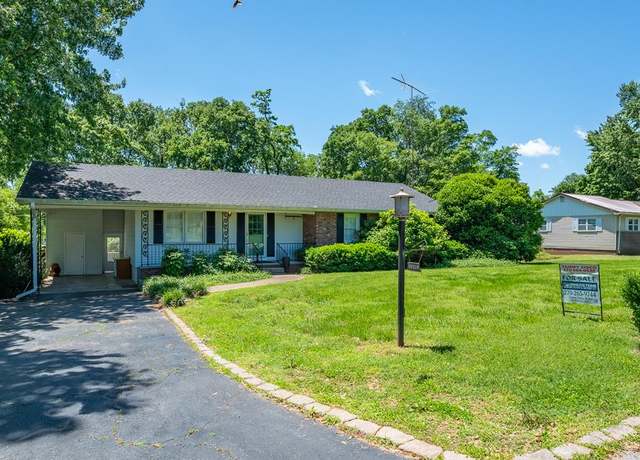 Property at 106 Elm St, Trenton, KY 42286, 3 beds, 1 bath