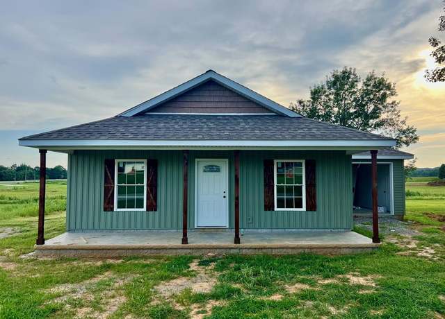 Property at 707 W Shelby Ave, Elkton, KY 42220, 3 beds, 2 baths