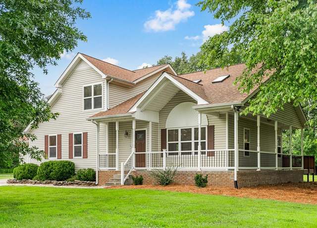 Property at 2295 Flat Lick Ln, Herndon, KY 42236, 3 beds, 2.5 baths