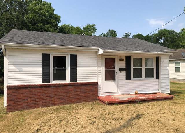 Property at 816 Wood St, Hopkinsville, KY 42240, 2 beds, 1 bath