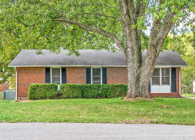 Property at 3455 William Ct, Hopkinsville, KY 42240, 3 beds, 1.5 baths