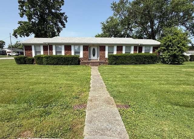 Property at 923 Owen Dr, Hopkinsville, KY 42240, 3 beds, 2.5 baths