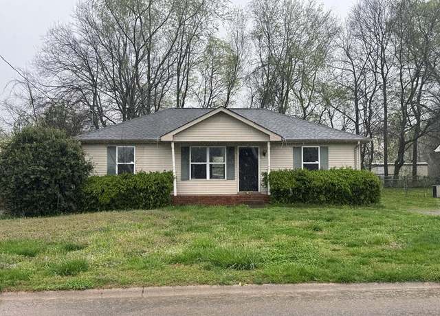 Property at 1810 Harbor Dr, Oak Grove, KY 42262, 3 beds, 2 baths