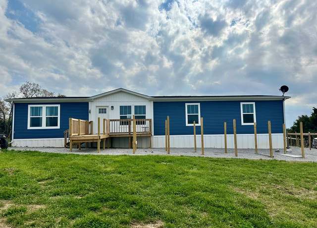 Property at 4423 Butler Rd, Hopkinsville, KY 42240, 4 beds, 2 baths