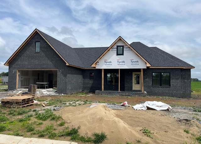 Property at 315 Billy T Dr, Elkton, KY 42220, 3 beds, 2 baths