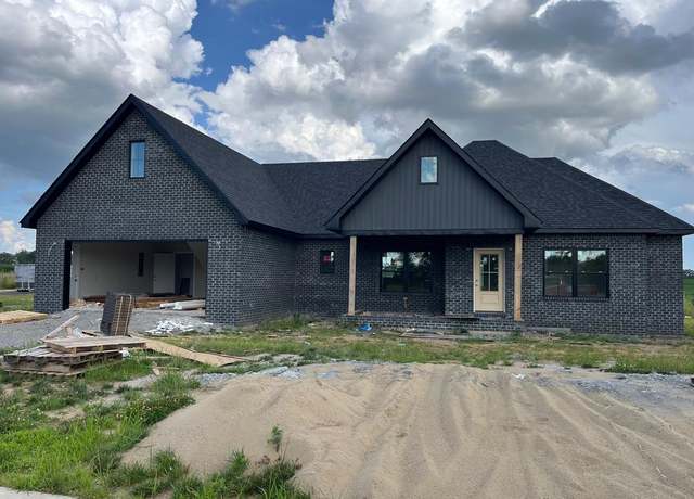 Property at 315 Billy T Dr, Elkton, KY 42220, 3 beds, 2 baths
