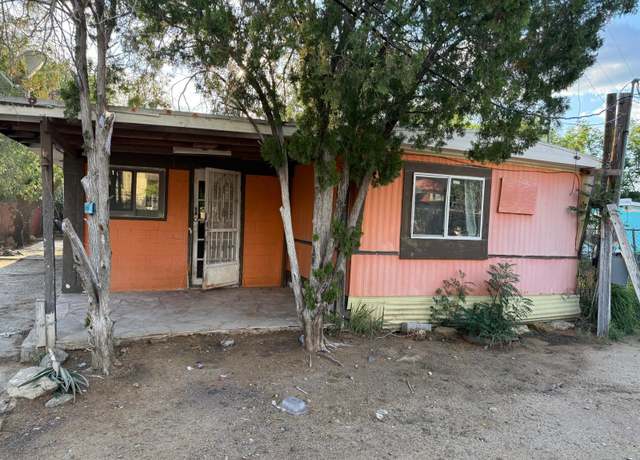 Property at 3118 S Bartlett Ave, Laredo, TX 78046, 3 beds, 2 baths