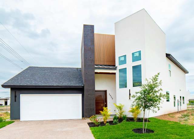 Property at 2925 Piedmont St, Laredo, TX 78045, 4 beds, 3.5 baths