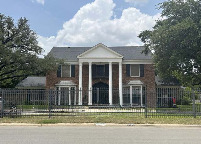 Property at 2420 Lane St, Laredo, TX 78043, 5 beds, 4.5 baths