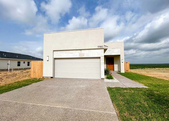 Property at 9980 Grotto Dr, Laredo, TX 78045, 3 beds, 2.5 baths