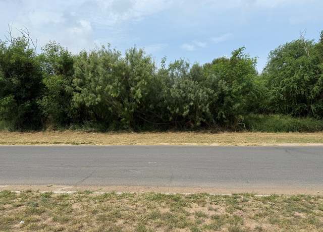 Property at 1309 13th St, Zapata, TX 78076