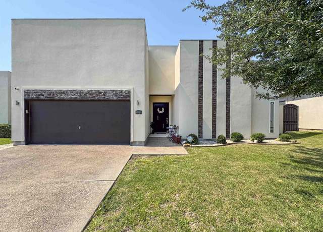 Property at 6014 Vero Dr, Laredo, TX 78041, 3 beds, 3 baths