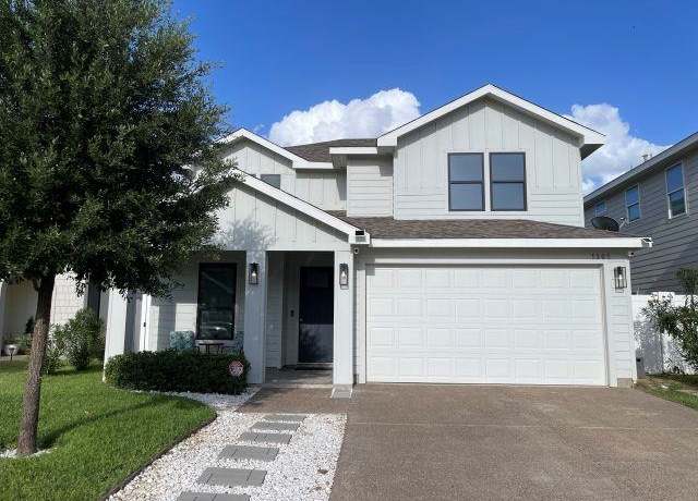 Property at 1305 Sambar Lp, Laredo, TX 78045, 4 beds, 3.5 baths