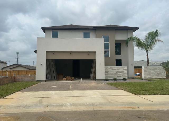 Property at 105 Balmorhea Dr, Laredo, TX 78045, 3 beds, 2.5 baths