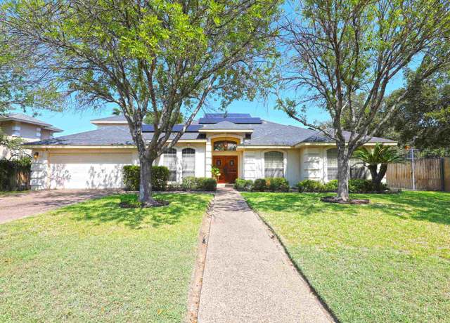 Property at 104 Andrade Cir, Laredo, TX 78045, 6 beds, 4.5 baths
