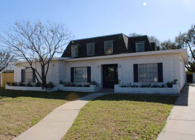 Property at 13 Royale Cir, Laredo, TX 78041, 3 beds, 2.5 baths