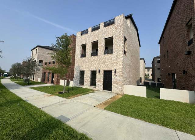 Property at 210 Veracruz Dr #105, Laredo, TX 78045, 3 beds, 2.5 baths