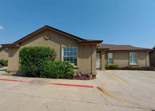 Property at 506 Shiloh Dr #24, Laredo, TX 78045, 3 beds, 2 baths