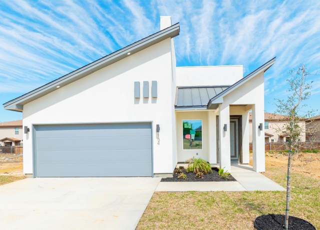 Property at 154 Lagos Ave, Laredo, TX 78041, 4 beds, 2.5 baths