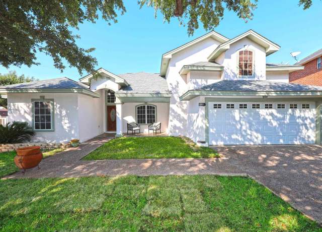 Property at 401 Wren Pt, Laredo, TX 78045, 4 beds, 3 baths