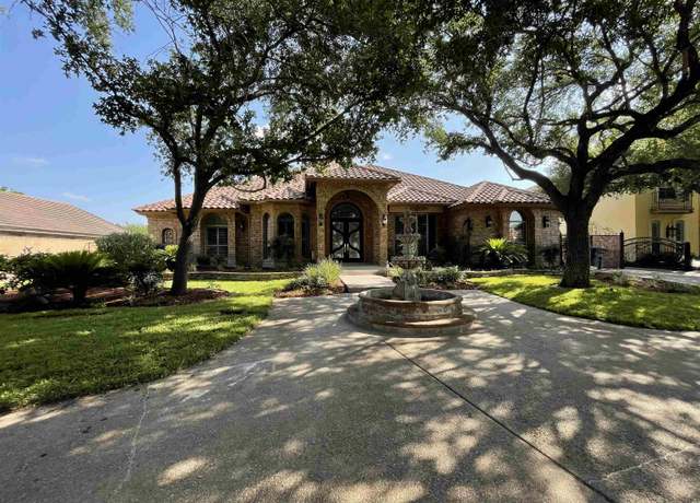 Property at 3114 Fair Oaks Dr, Laredo, TX 78045, 4 beds, 4.5 baths