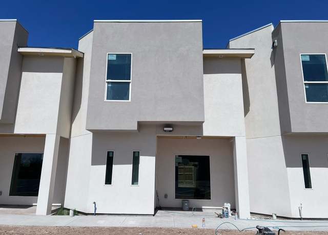 Property at 504 Gale Ct Unit D403, Laredo, TX 78041, 3 beds, 2.5 baths