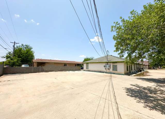 Property at 1446 Orquidia Ln Ln E, Laredo, TX 78046, 8 beds, 1 bath