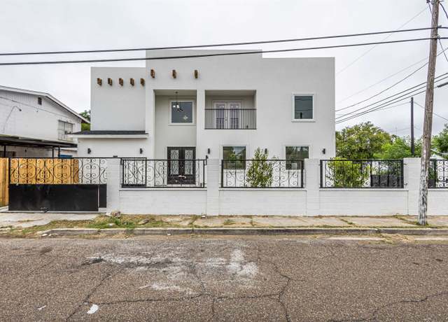 Property at 513 Vidaurri Ave, Laredo, TX 78040, 5 beds, 2 baths