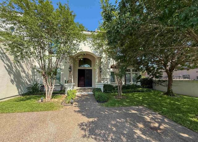 Property at 328 Lake Powell Dr, Laredo, TX 78041, 4 beds, 4.5 baths
