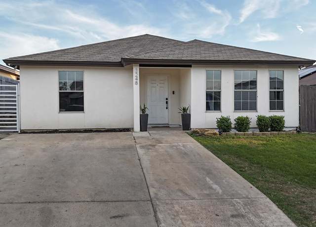 Property at 3248 Saint Kathryn Lp Loop, Laredo, TX 78046, 3 beds, 2 baths