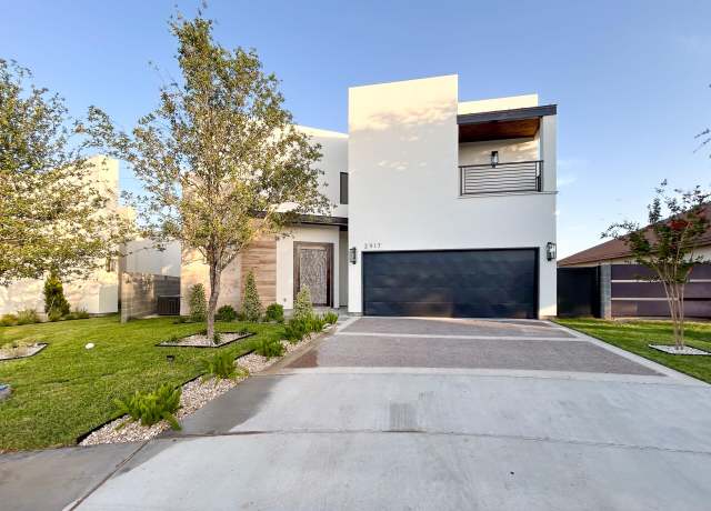 Property at 2917 Fishers Hill Lp, Laredo, TX 78045, 3 beds, 2.5 baths