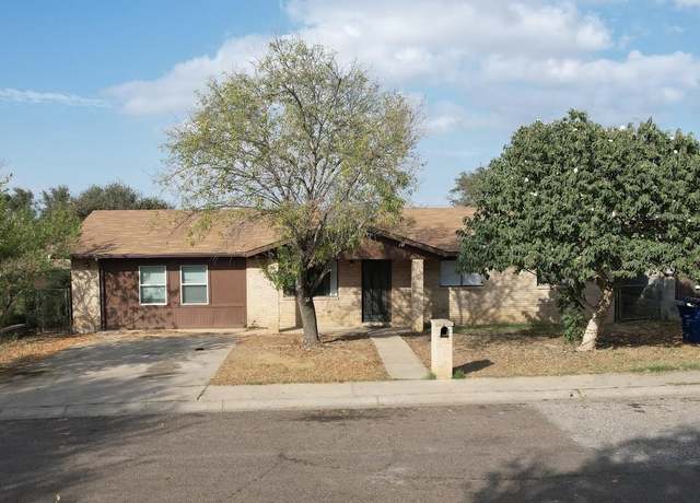 Property at 3010 Nueces Plaza Ct, Laredo, TX 78046, 4 beds, 3 baths