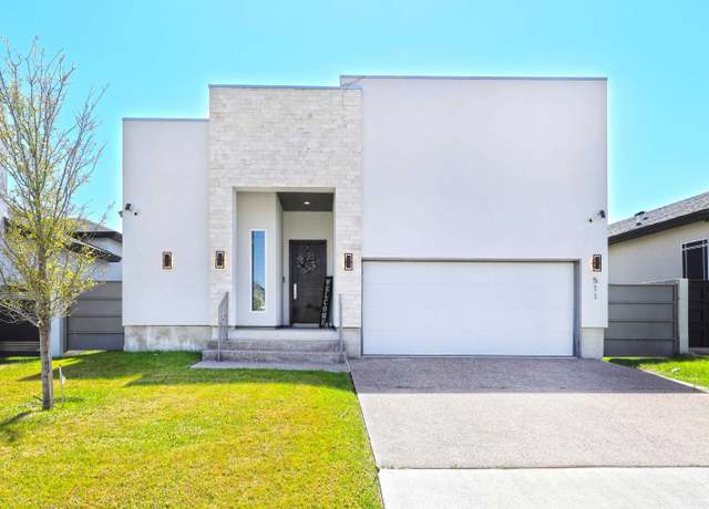 Property at 511 Prado Dr, Laredo, TX 78045, 4 beds, 2.5 baths
