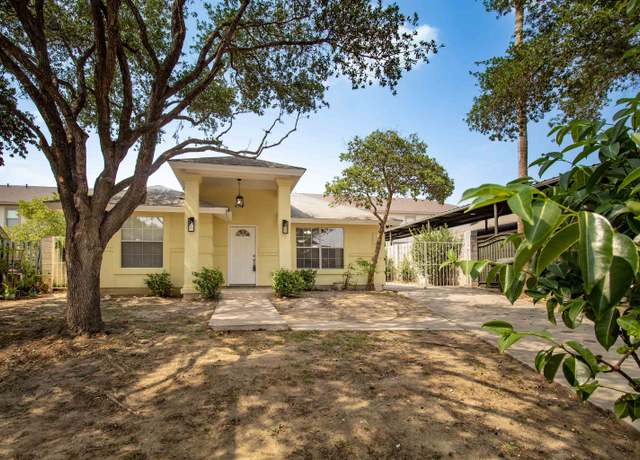 Property at 304 Anthony Ln, Laredo, TX 78046, 3 beds, 2 baths