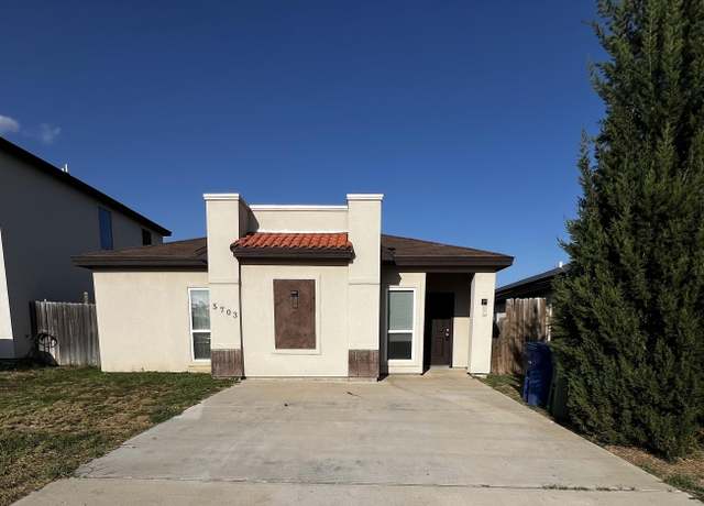 Property at 5703 Moses Lp, Laredo, TX 78046, 3 beds, 2 baths