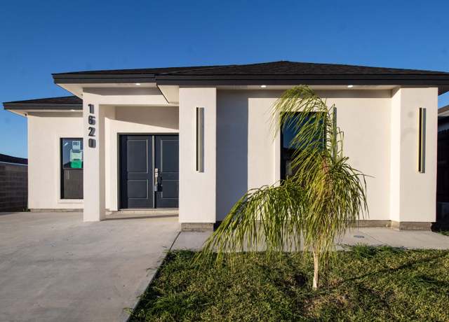 Property at 1620 Doctora Eve Perez Ln, Laredo, TX 78046, 3 beds, 2 baths