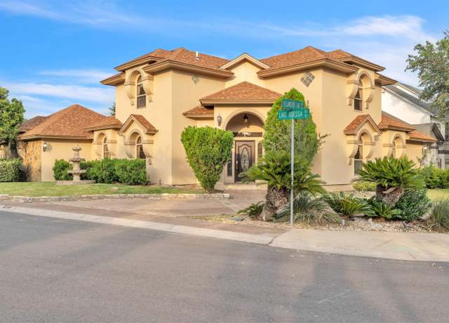 Property at 102 Yellowstone Lake Dr, Laredo, TX 78041, 4 beds, 2.5 baths