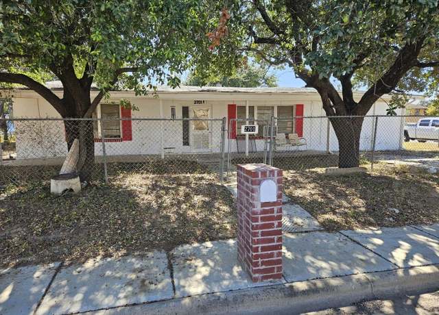 Property at 2701 E Locust St, Laredo, TX 78043, 3 beds, 1.5 baths