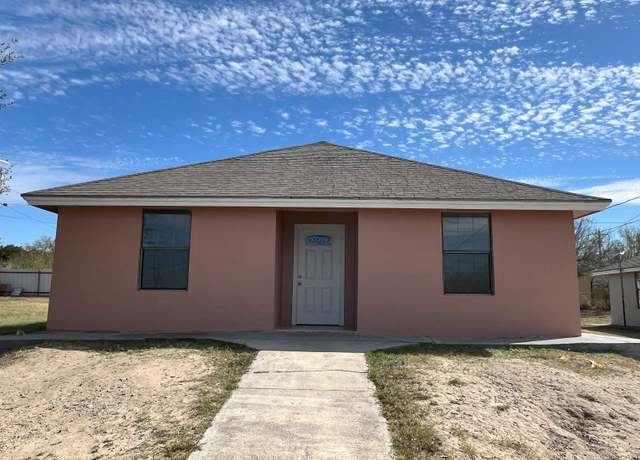 Property at 1032 Falcon Ln, Zapata, TX 78076, 3 beds, 2 baths