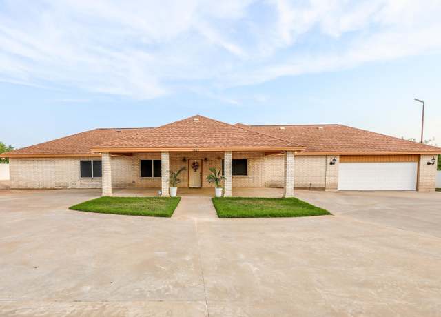 Property at 1847 Mangana-hein Rd, Laredo, TX 78046, 3 beds, 3.5 baths