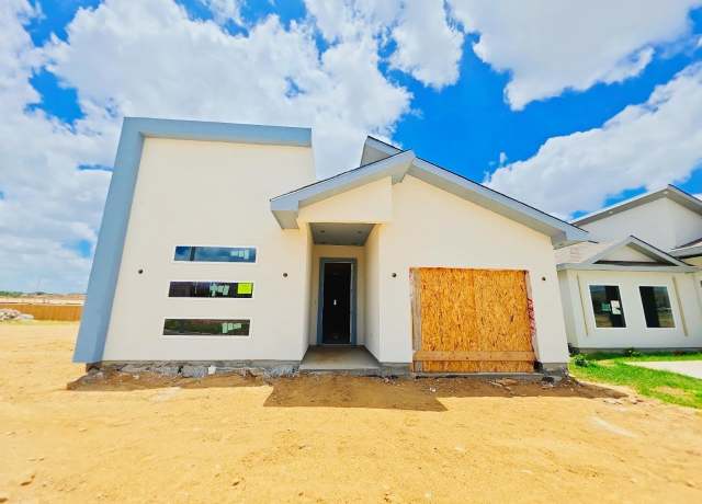 Property at 219 Lusitano Dr, Laredo, TX 78046, 3 beds, 2 baths