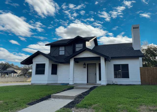 Property at 8659 Oakridge Lp Loop, Laredo, TX 78045, 3 beds, 2.5 baths
