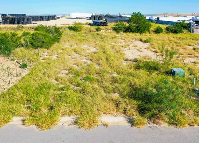 Property at 6702 El Jinete Dr, Laredo, TX 78046