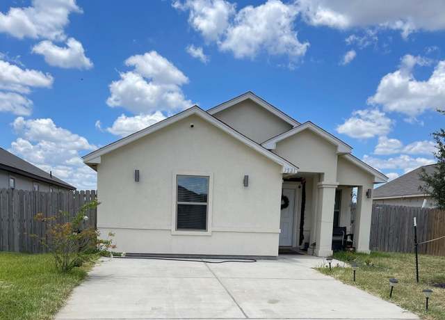 Property at 1521 Tesis Dr, Laredo, TX 78046, 3 beds, 2 baths