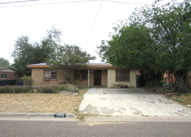 Property at 2515 E Kearney St, Laredo, TX 78043, 3 beds, 2 baths