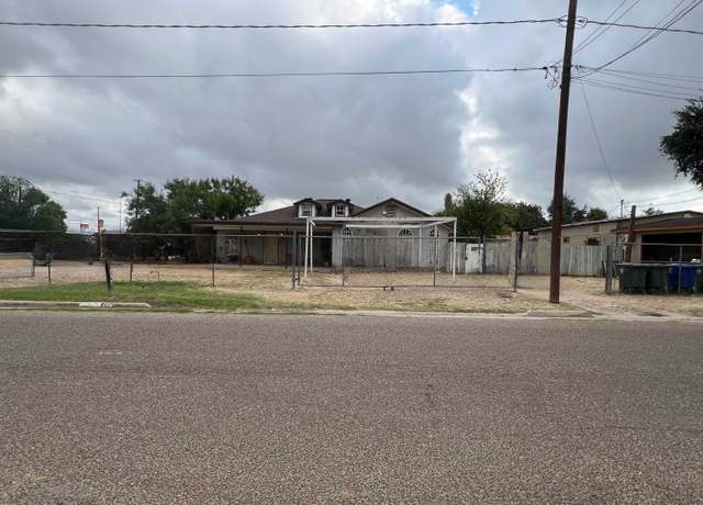 Property at 4215 Flores Ave, Laredo, TX 78041, 2 beds, 2.5 baths